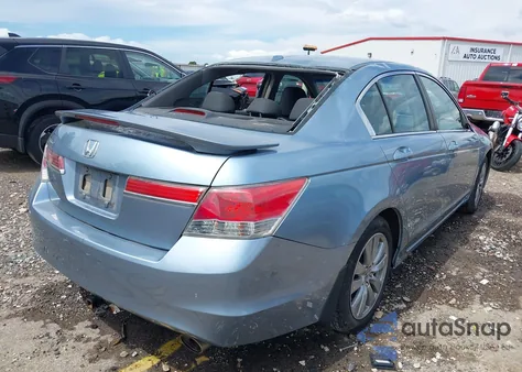 2012 Honda Accord 2.4 Ex-L z USA, uszkodzony, nr VIN 1HGCP2F83CA132509
